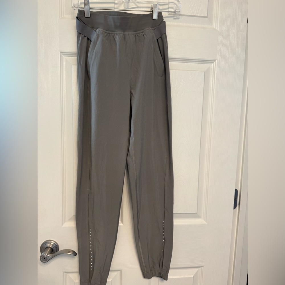 Lululemon pants